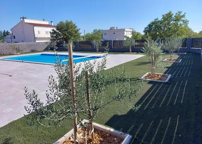 Family Friendly House With A Swimming Pool Zadar - 22140 Casa vacanze *