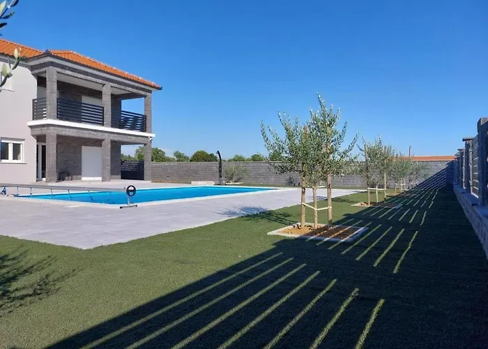Family Friendly House With A Swimming Pool Zadar - 22140 * Murvica (Zadar)