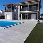 Family Friendly House With A Swimming Pool Zadar - 22140 Holiday home *