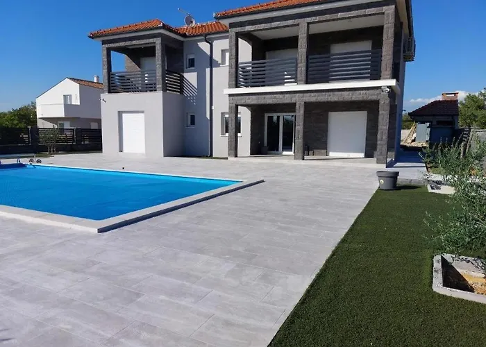 Family Friendly House With A Swimming Pool Zadar - 22140 Prázdninový dům *